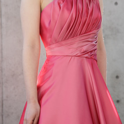 演奏会・発表会に / 着るだけで"きれいなお姉さん"になれるデコルテ美人ロングドレス(ピンク) 1-0224-1 6枚目の画像