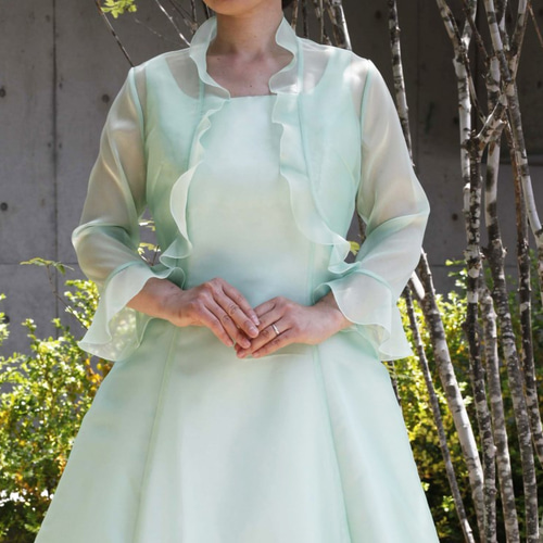 ピアノ発表会・結婚式に / 脚長に見えるオーガンジーのフリル