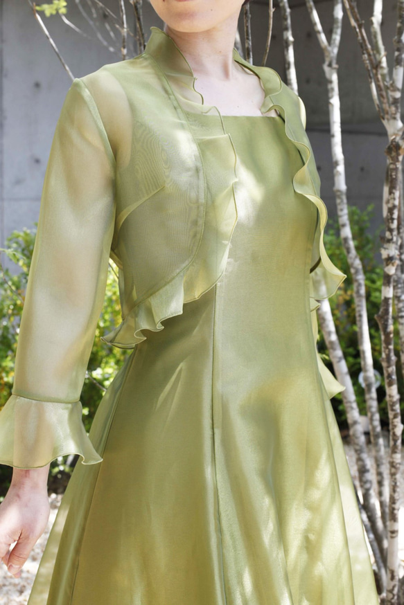 ピアノ発表会・結婚式に / 脚長に見えるオーガンジーのフリルボレロ(オリーブグリーン) 1-0183-8 実寸 受注製作 ピアノ発表会 ドレスワールド服創屋