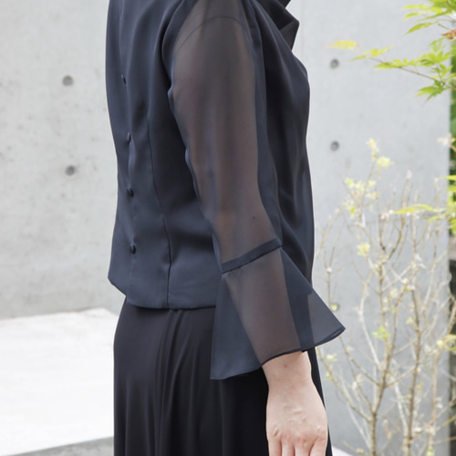 服創屋胸元ドレープブラウス