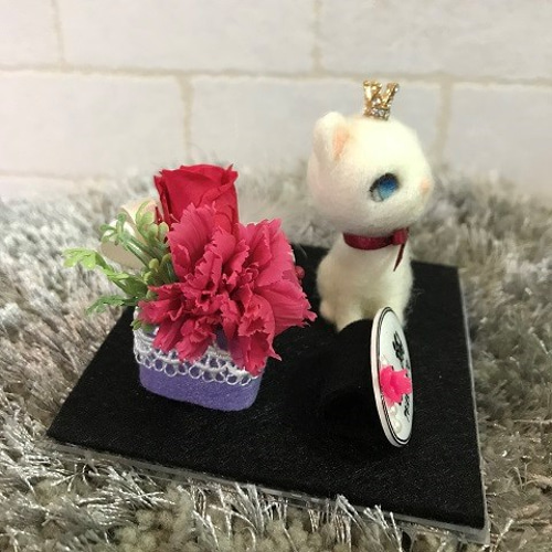 母の日ギフト　羊毛フェルト　花かご　オーダー 母の日 猫とお花のセット 感謝 プレゼント 羊毛フェルト 羊毛フェルト