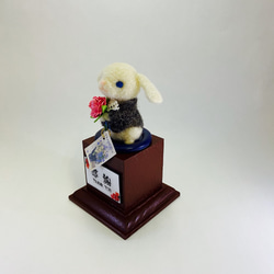 ウサギ　小さなトロフィー感謝　ミニメッセージ付　プレゼントセット　羊毛フェルト 3枚目の画像