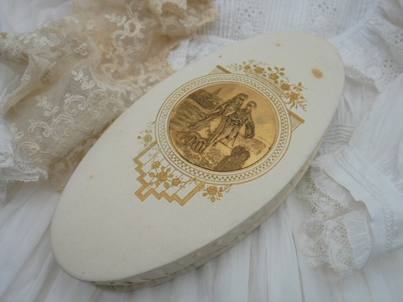 フランス　アンティーク　ドラジェボックス　オーバル フランスアンティークオーバルドラジェボックス その他素材 cherir