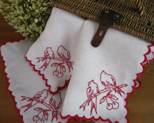 フランスアンティーク刺繍入りハンドメイドテーブルナプキン(M)A