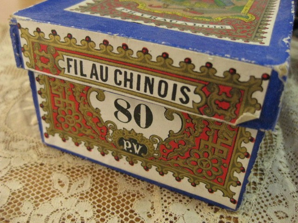 フランスアンティ－クボビン用紙製ボックス（FIL AU CHINOIS） 3枚目の画像