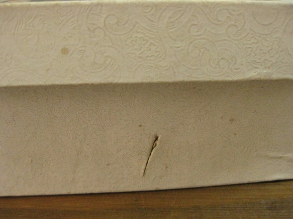 フランスアンティ－クボビン用紙製ホワイトボックス（FIL AU CHINOIS） 5枚目の画像