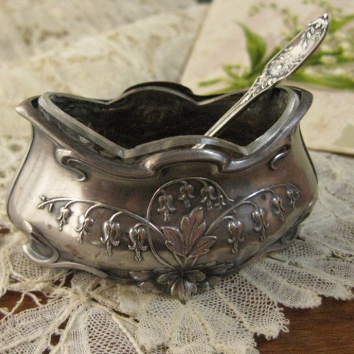フランスアンティークシルバーすずらんソルトポット（スプーン  