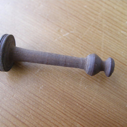 フランスアンティ－クボビンレース用木製糸巻き（F） 3枚目の画像