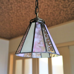 ステンドグラス桜色ランプ　(ペンダントライト) 3枚目の画像