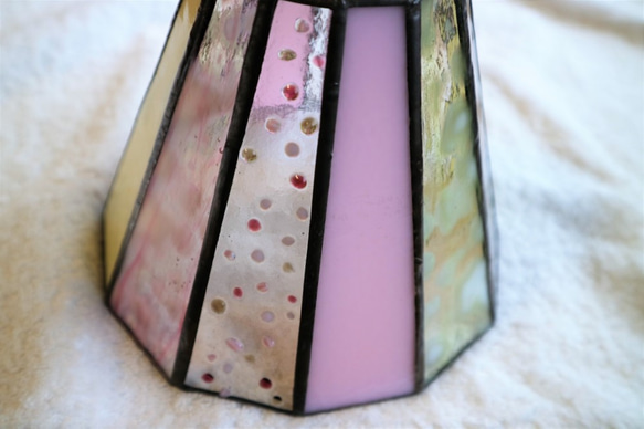 ステンドグラス桜色ランプ　(ペンダントライト) 5枚目の画像