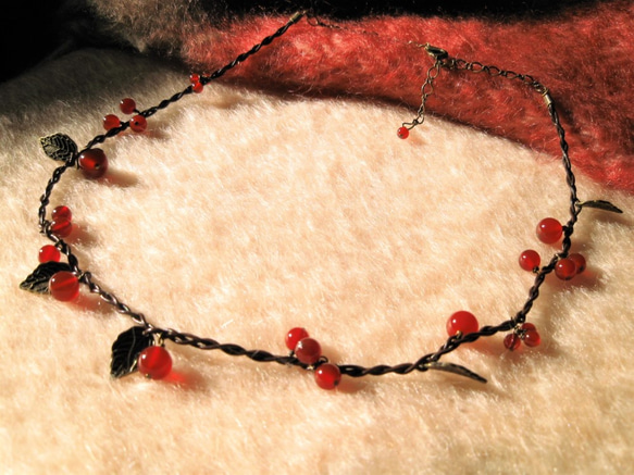 天然石 赤メノウのネックレス 長さ43～60㎝ 1枚目の画像