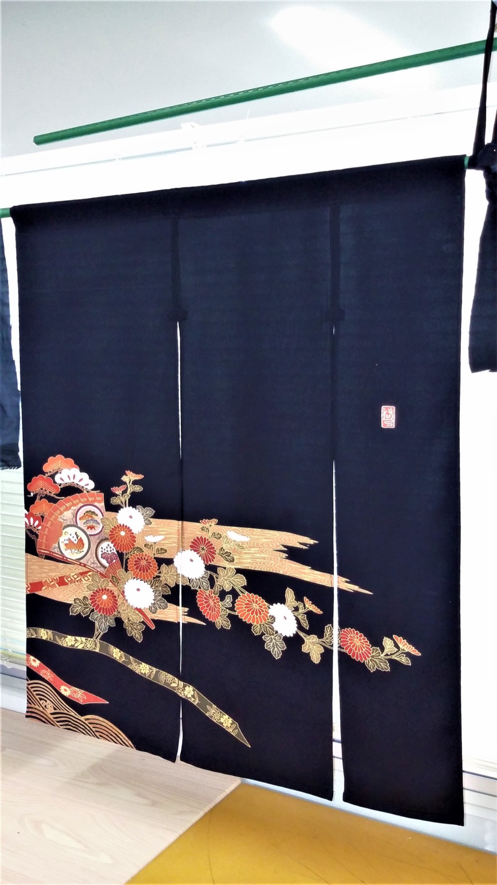 鶴、春、梅、旅立ちー着物リメイク〜暖簾作成！ のれん