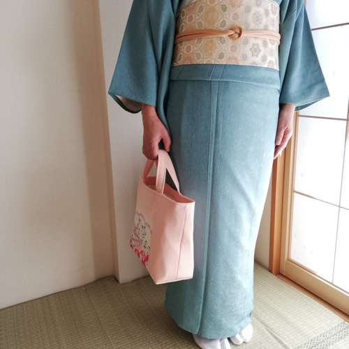 着物帯リメイク☆トートバッグ 質の良い帯地を普段使いのバッグに
