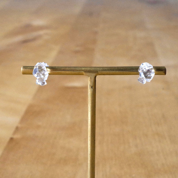 【大粒】ハーキマーダイヤモンド AAAのひと粒+αピアス(14kgf) 4枚目の画像