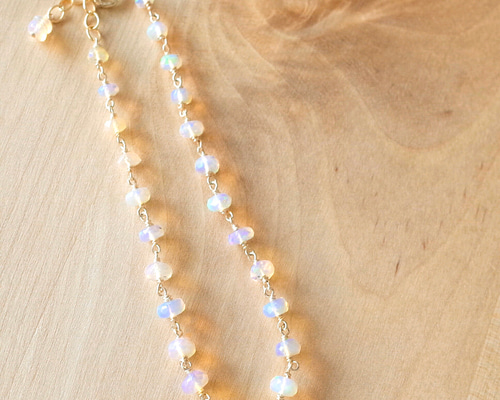 美遊色 エチオピア産オパール ブレスレット アジャスター付き 8×5mm 17石 美遊色 エチオピア産オパール ブレスレット アジャスター付き 8