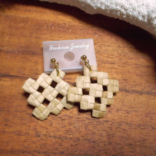 ☆ラウハラ編み☆フラガール・ハワイラバー☆ノンホールピアス⑥