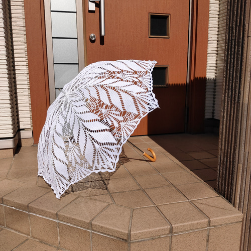 幾何学模様のレース編み日傘 傘・日傘 コテン 通販 11911645