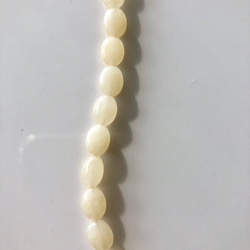 Yellow jade oval beads 1連 2枚目の画像