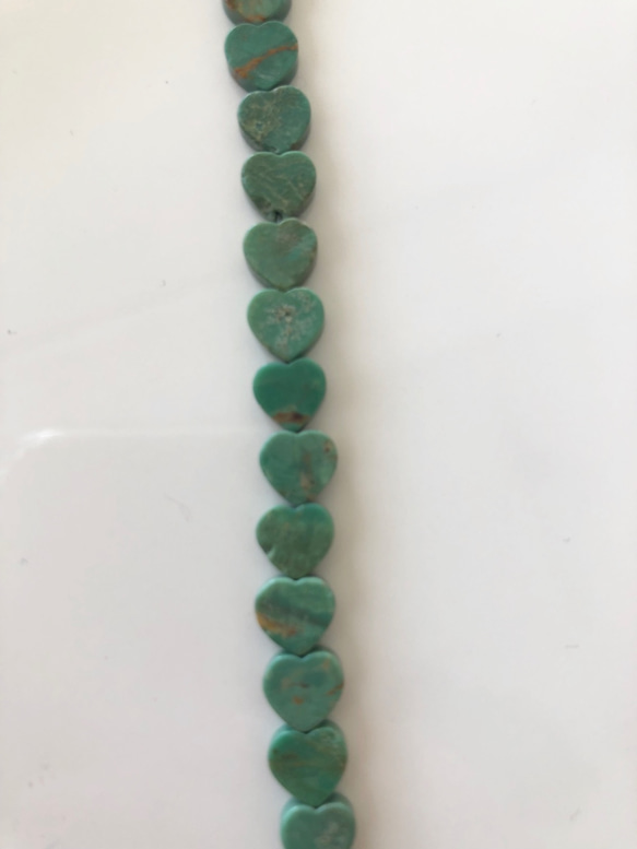 turquoise heart shape beads C 1連 2枚目の画像