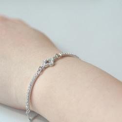 ラインストーン シルバー お花のキラキラブレスレット