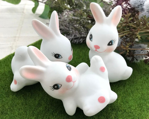 創作人形  食いしん坊のうさぎちゃん 創作人形 食いしん坊のうさぎちゃん