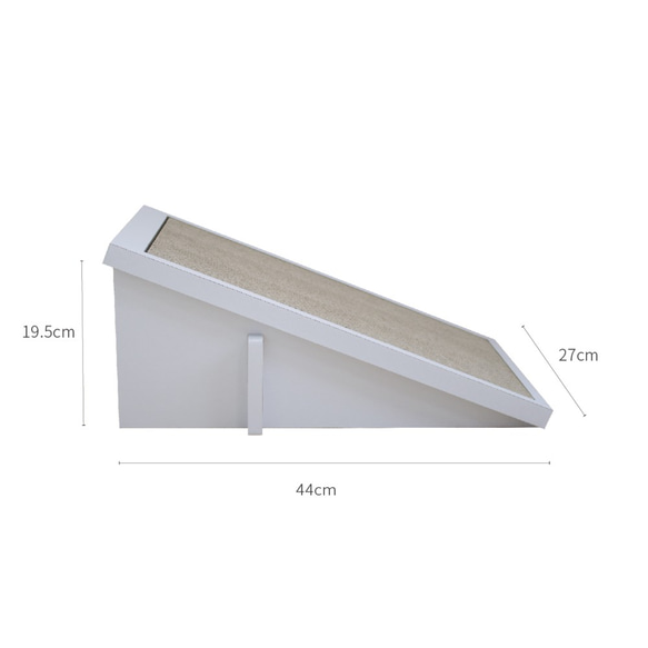 【安閣家】頑強 斜坡貓抓板(清新白) 贈送純天然木天蓼 第5張的照片