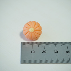和菓子のブローチ（ヘラ切菊　ピンク） 4枚目の画像