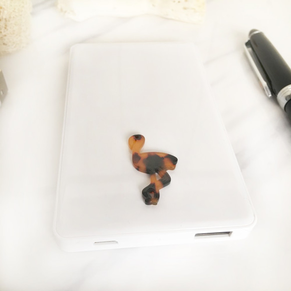 火烈鳥珍珠白色手機電池（智能手機）（充電器） 第3張的照片