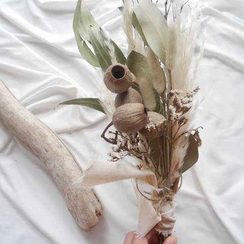 ガンベルズブランチのbotanicalスワッグ ドライフラワー sotaflower