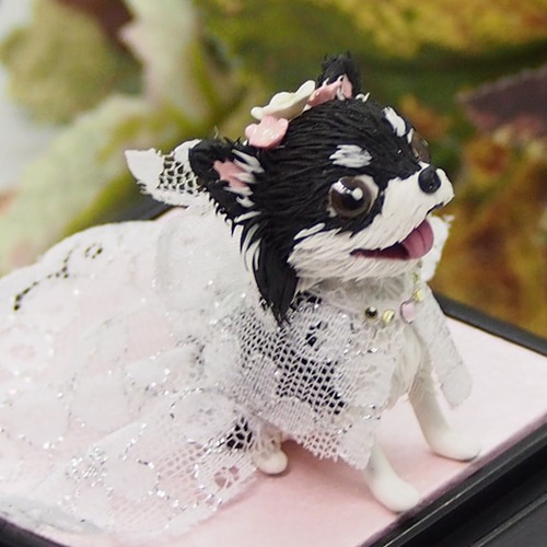 ウエディングドレスのチワワ(ブラタン)ちゃんフィギュア 立体