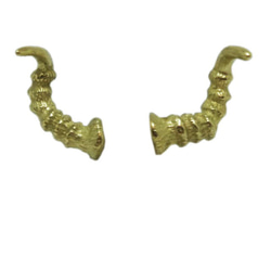 devil　立体的なハットピン　真鍮製　BRASS GOLD 2枚目の画像