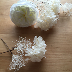 ホワイトローズと紫陽花かすみ草のヘッドドレス✼∗ 4枚目の画像