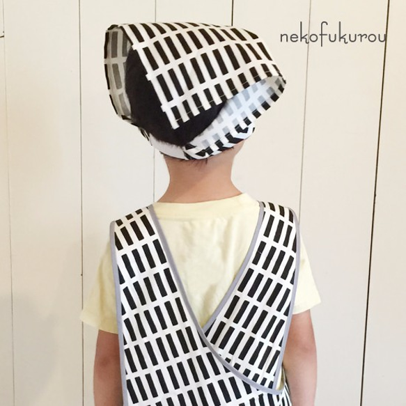 兒童用圍裙（100〜110公分） 三角巾組合 白色×黒色 第5張的照片