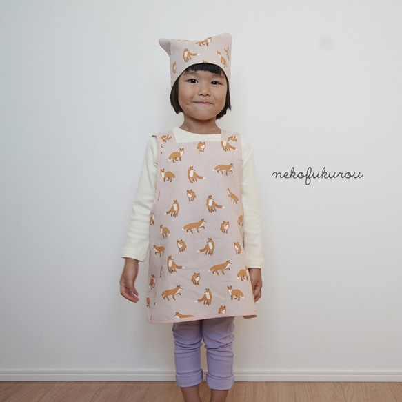 兒童圍裙狐狸印有三角形寬度 第1張的照片