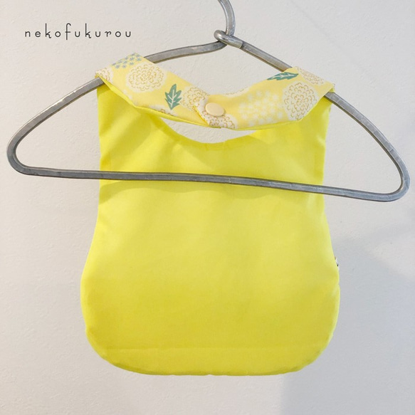 嬰兒餐圍裙 Maruhana Print Yellow 可添加命名絲帶！ 第2張的照片