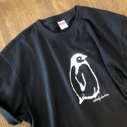 再入荷！　ゆったり　シルエット　ペンギンTシャツ　スミクロ 3枚目の画像