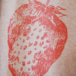 ストロベリー（100サイズ）半袖Tシャツ　オリジナルプリント 2枚目の画像