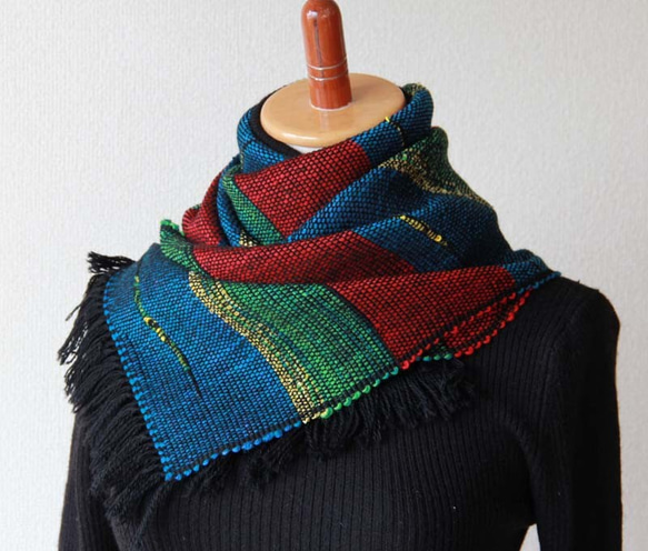 『SALE』個性的なウール手織りマフラー　三色カラー　秋冬/プレゼント/男性にも 1枚目の画像
