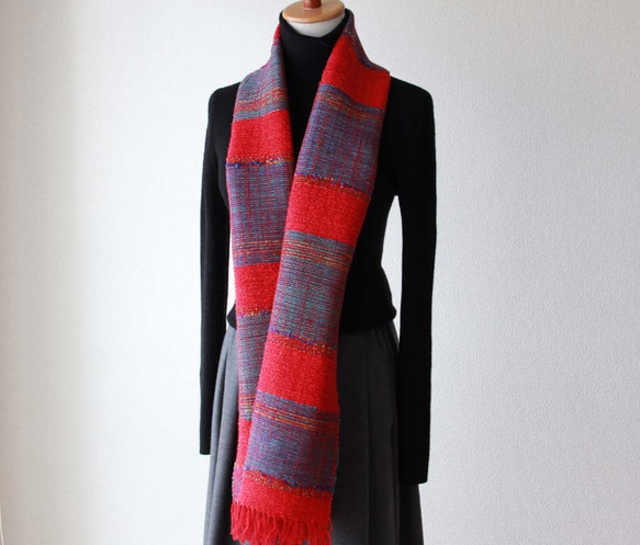 大人の赤を楽しむウール手織りマフラー　シアンレッド　秋冬カラー/プレゼント 5枚目の画像