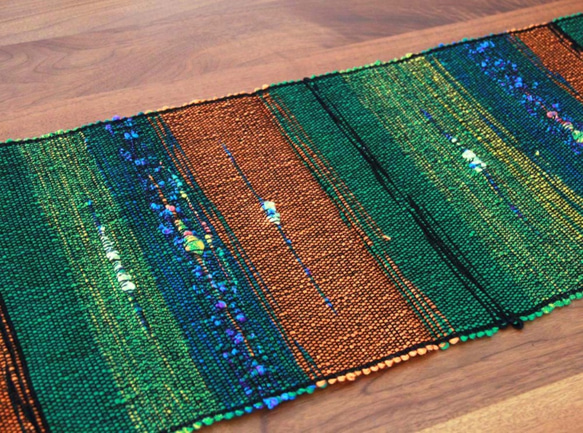 ウール混手織りテーブルランナー　グリーンオレンジ/タペストリー/敷物　インテリア 2枚目の画像