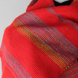 鮮やかなウール手織りマフラー　オリエンタルレッド/プレゼント/秋冬カラー 5枚目の画像