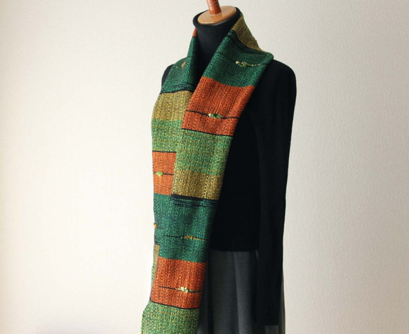 個性的で多色カラーのウール手織りマフラー　森カラー/秋冬/プレゼント 4枚目の画像