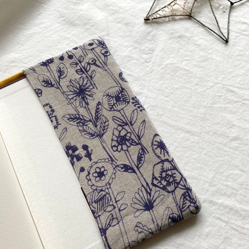 ミナペルホネン　ブックカバー　ウルフアンドフラワー☆ mina perhonen - 【新品】ミナペルホネン ブックカバー wolf