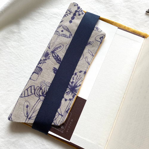 貴重色】mina perhonenファブリック スカイフラワー ベージュ 生地 ここ 