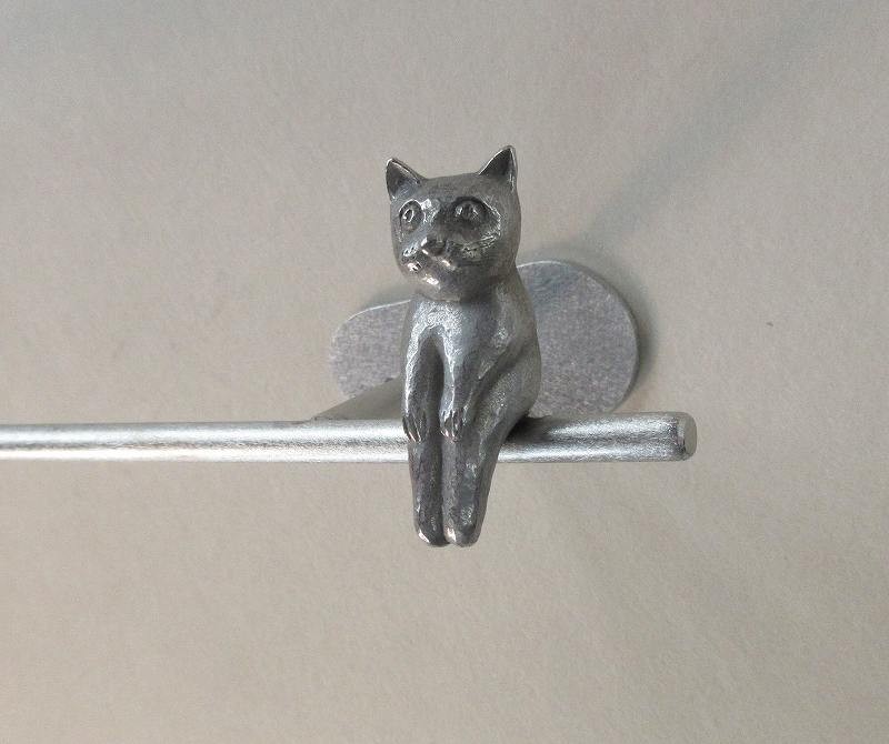 ネコのいるタオル掛け（ミニD）