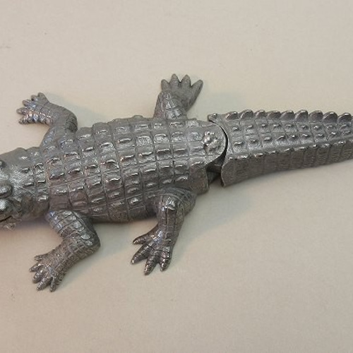 ワニ（大） 立体・オブジェ ムラナカヤスヒコ 通販 12681872｜Creema