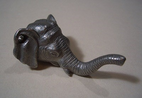 象のフック（小） 1枚目の画像