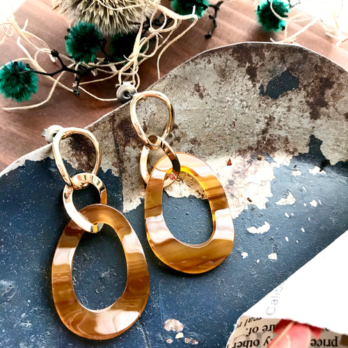 ウッド調アクリルフープ×ゴールドチェーンフープ＊チタンピアス 