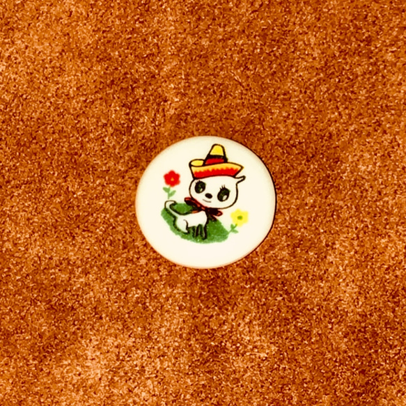 No.092 帽子をかぶったネコのボタン(大) 2枚目の画像