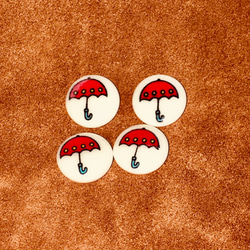 No.094 赤い傘のボタン 1枚目の画像